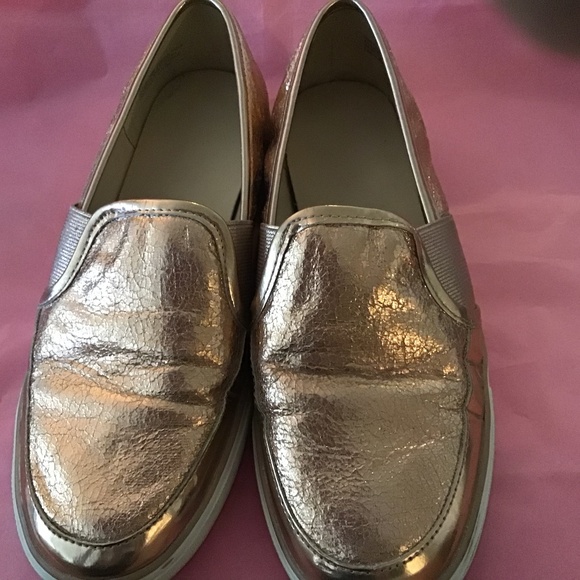 Nine West Slip On Bronze Shoes - Picture 1 of 5